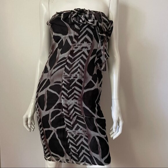 Hugo Boss Black and Gray Strapless Sheath Dress - Picture 4 of 16